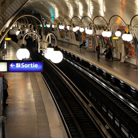 Estação de trem x Paris